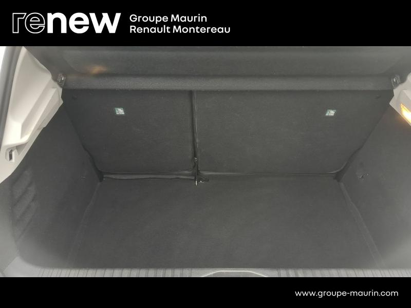 Photo 13 de l’annonce de RENAULT Clio d’occasion à vendre à VARENNES SUR SEINE