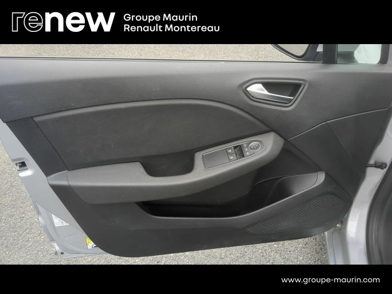 Photo 20 de l’annonce de RENAULT Clio d’occasion à vendre à VARENNES SUR SEINE