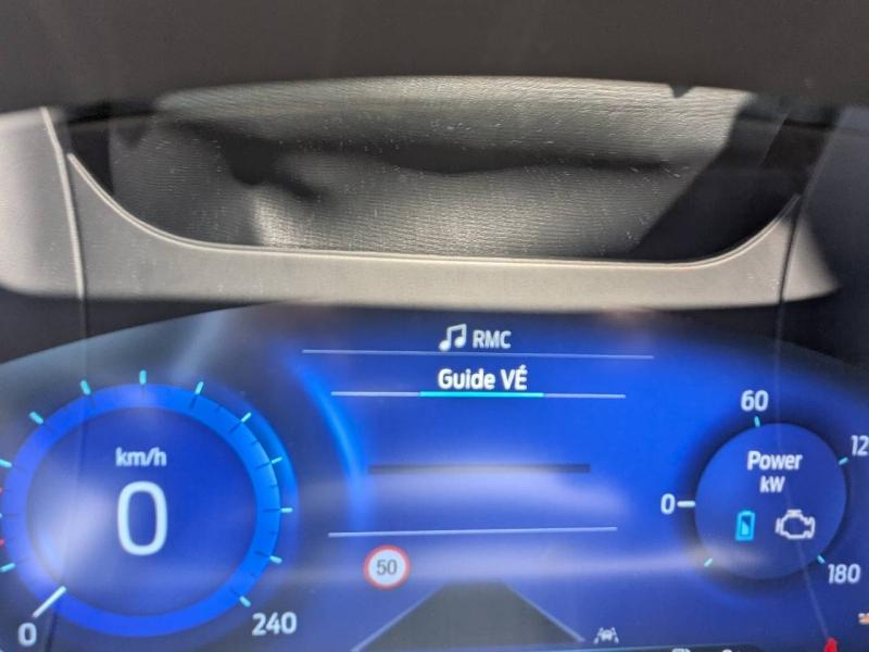 Photo 14 de l’annonce de FORD Kuga d’occasion à vendre à FRÉJUS