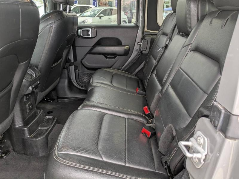 Photo 10 de l’annonce de JEEP Wrangler d’occasion à vendre à FRÉJUS
