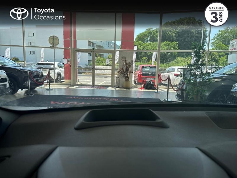 Photo 17 de l’annonce de TOYOTA Yaris d’occasion à vendre à LATTES