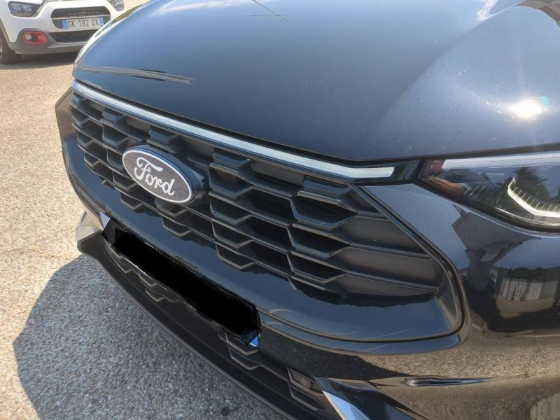 Photo 6 de l’annonce de FORD Kuga d’occasion à vendre à ARLES