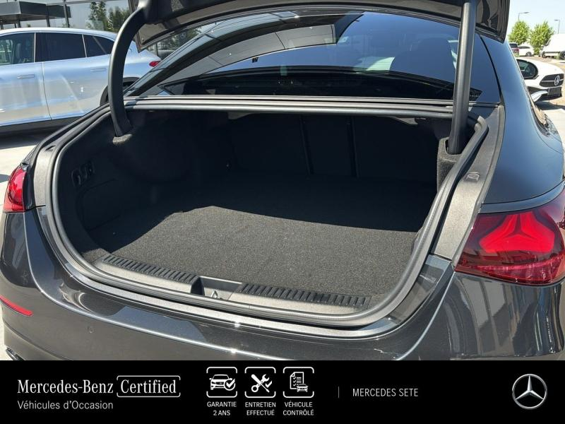 Photo 15 de l’annonce de MERCEDES-BENZ Classe E d’occasion à vendre à SÈTE