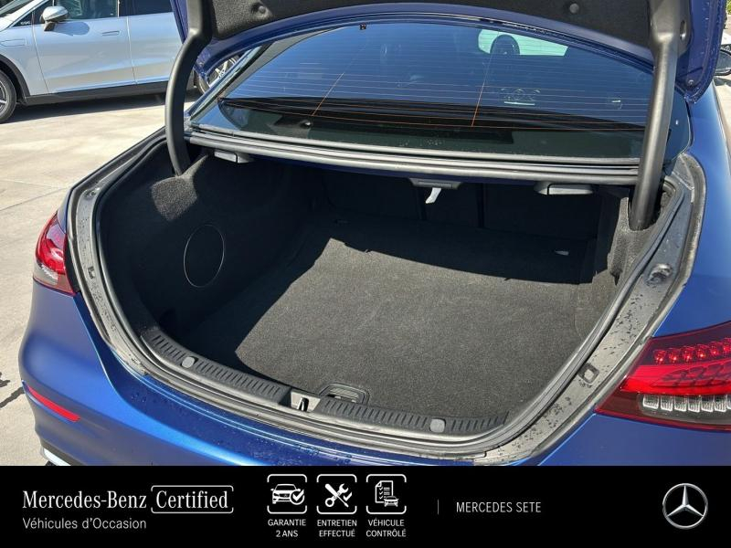 Photo 15 de l’annonce de MERCEDES-BENZ Classe E d’occasion à vendre à SÈTE