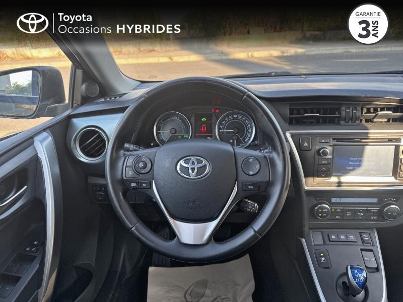Photo 9 de l’annonce de TOYOTA Auris d’occasion à vendre à LATTES