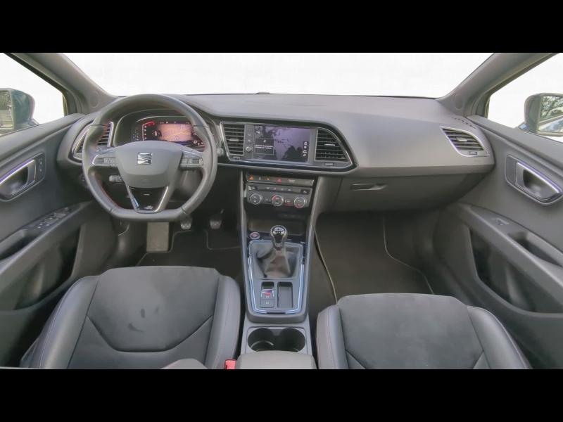 Photo 10 de l’annonce de SEAT Leon d’occasion à vendre à BOLLÈNE