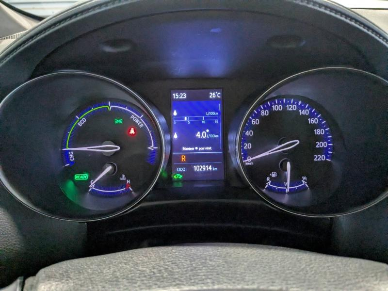 Photo 12 de l’annonce de TOYOTA C-HR d’occasion à vendre à GAP