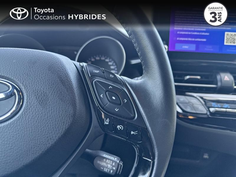 Photo 11 de l’annonce de TOYOTA C-HR d’occasion à vendre à ARLES