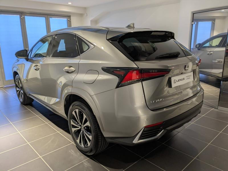 Photo 14 de l’annonce de LEXUS NX d’occasion à vendre à AUBIÈRE
