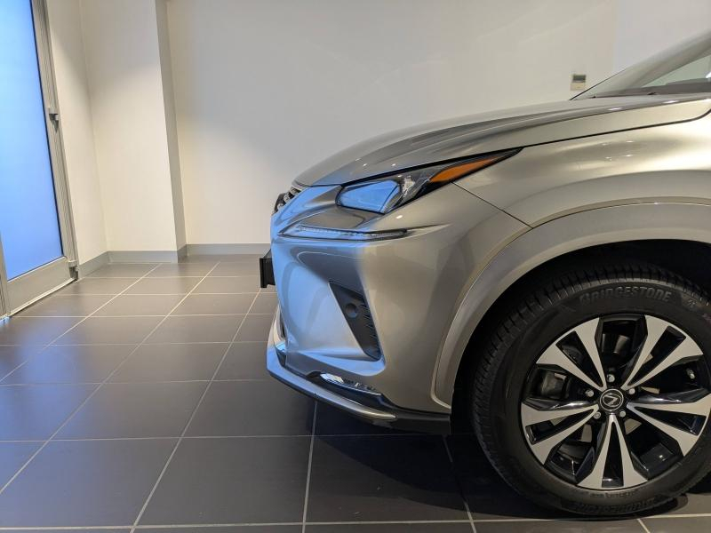 Photo 17 de l’annonce de LEXUS NX d’occasion à vendre à AUBIÈRE