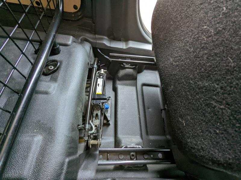 Photo 13 de l’annonce de FORD Transit Courier VUL d’occasion à vendre à CARCASSONNE