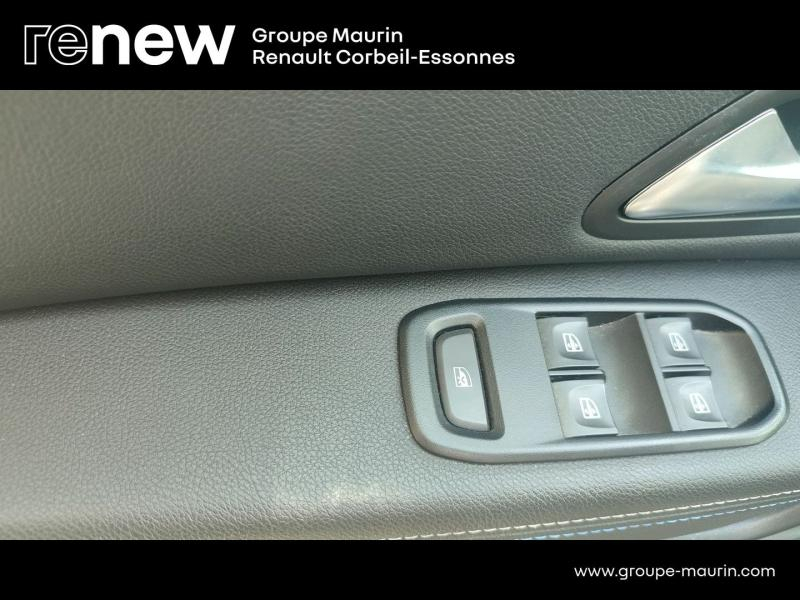 Photo 14 de l’annonce de DACIA Duster d’occasion à vendre à CORBEIL-ESSONNES