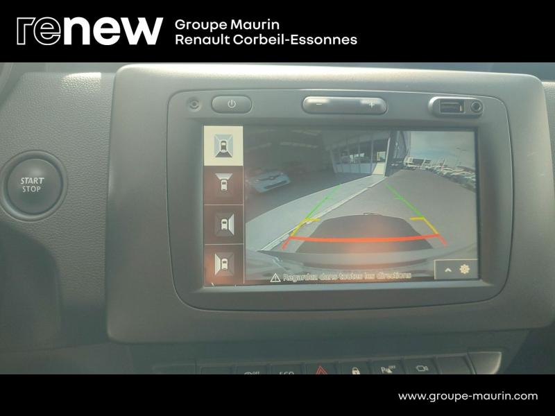 Photo 17 de l’annonce de DACIA Duster d’occasion à vendre à CORBEIL-ESSONNES