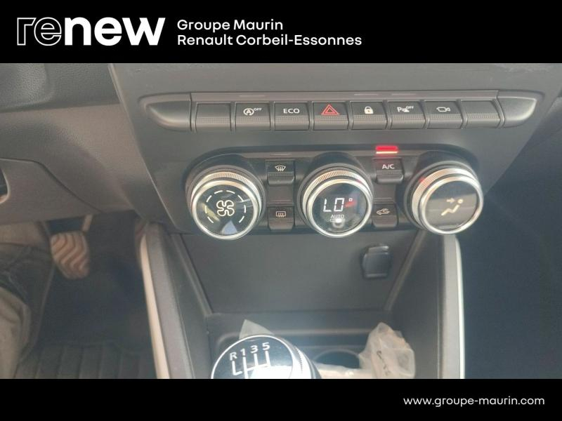 Photo 18 de l’annonce de DACIA Duster d’occasion à vendre à CORBEIL-ESSONNES