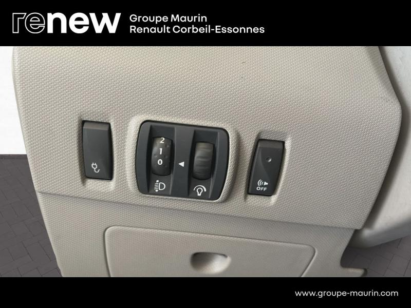 Photo 20 de l’annonce de RENAULT Zoe d’occasion à vendre à CORBEIL-ESSONNES