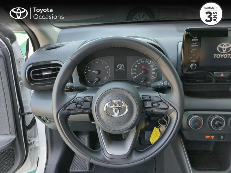 Photo 9 de l’annonce de TOYOTA Yaris d’occasion à vendre à NÎMES