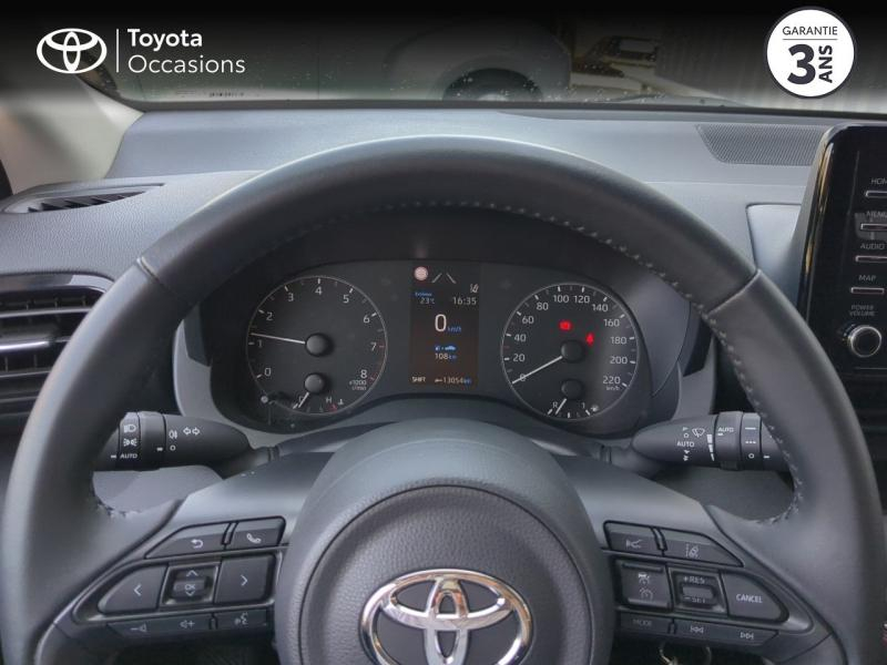 Photo 13 de l’annonce de TOYOTA Yaris d’occasion à vendre à NÎMES