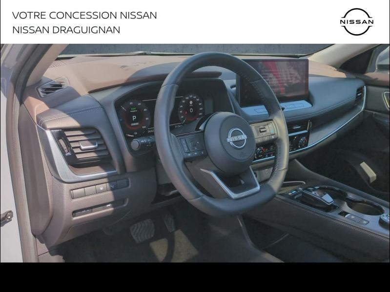 Photo 10 de l’annonce de NISSAN X-Trail d’occasion à vendre à DRAGUIGNAN