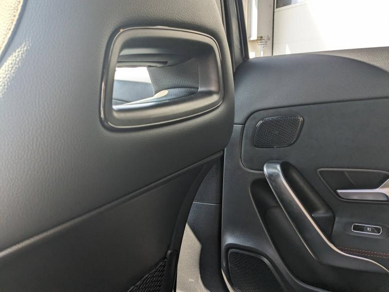 Photo 16 de l’annonce de MERCEDES-BENZ Classe A d’occasion à vendre à MONTLUÇON