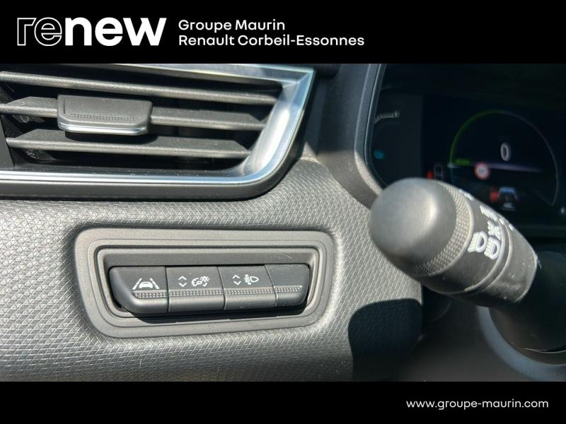Photo 12 de l’annonce de RENAULT Clio d’occasion à vendre à CORBEIL-ESSONNES
