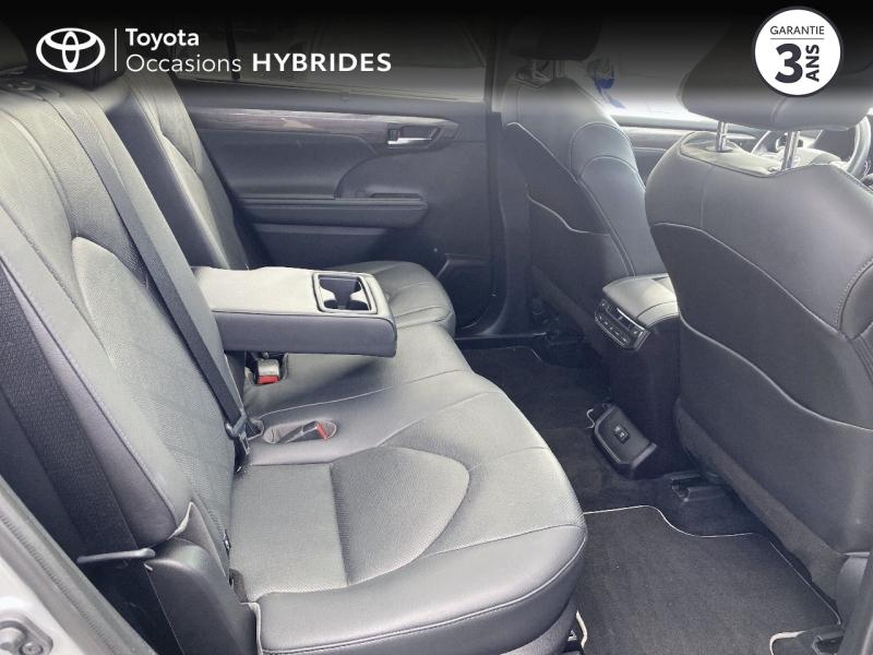 Photo 7 de l’annonce de TOYOTA Highlander d’occasion à vendre à AUBIÈRE