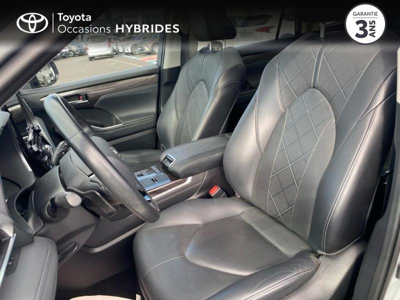 Photo 11 de l’annonce de TOYOTA Highlander d’occasion à vendre à AUBIÈRE