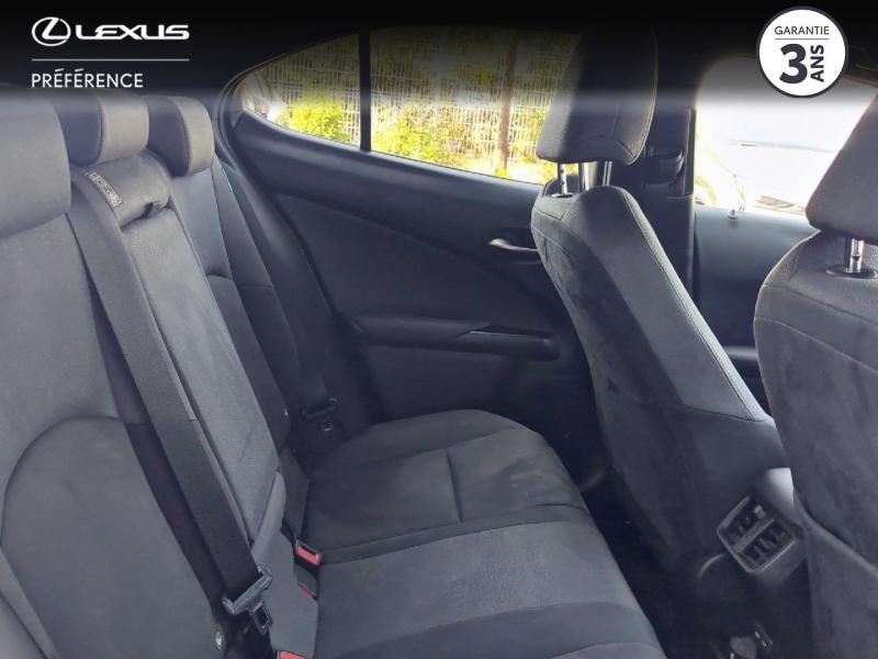Photo 7 de l’annonce de LEXUS UX d’occasion à vendre à LATTES