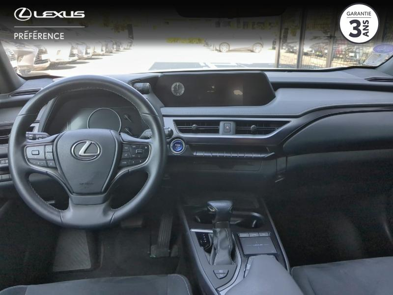 Photo 8 de l’annonce de LEXUS UX d’occasion à vendre à LATTES