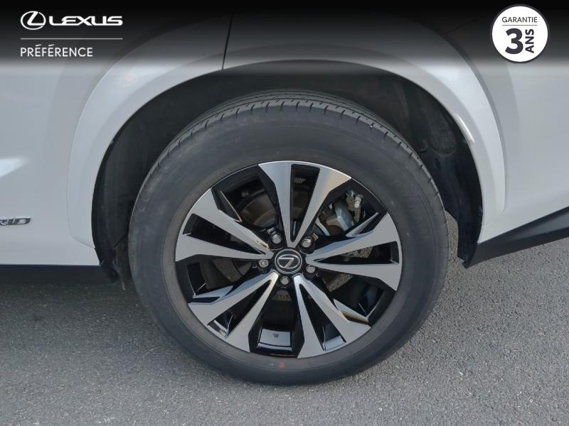 Photo 16 de l’annonce de LEXUS NX d’occasion à vendre à LATTES