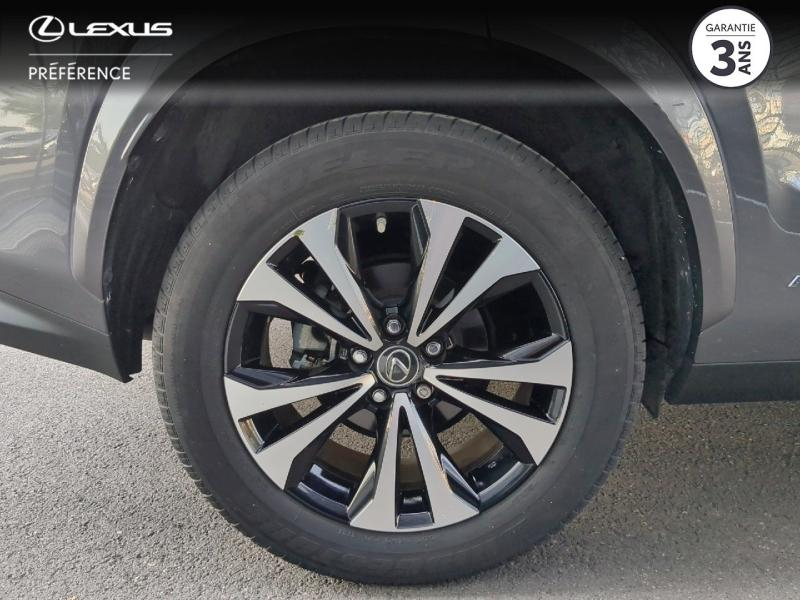 Photo 16 de l’annonce de LEXUS NX d’occasion à vendre à LATTES