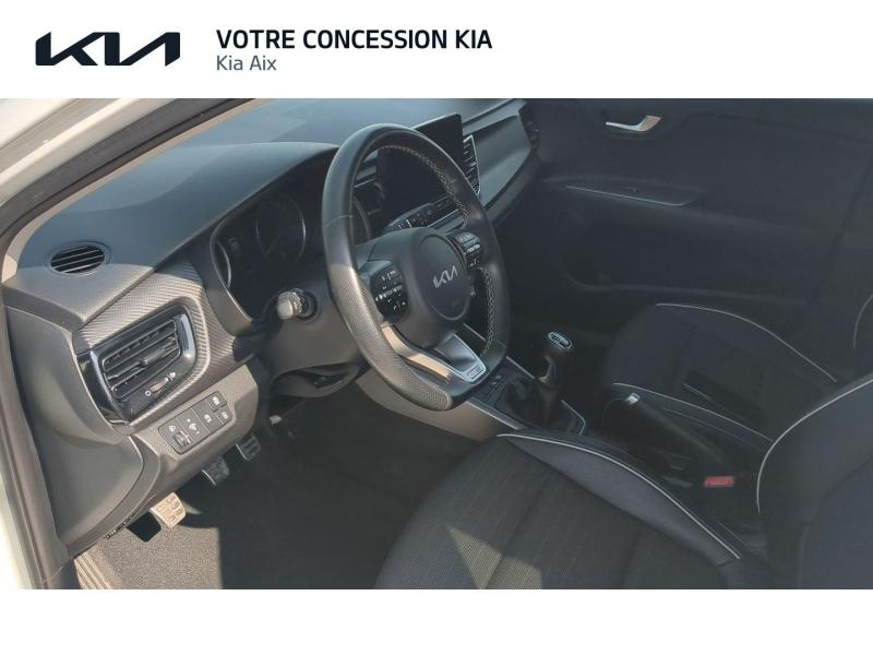 Photo 5 de l’annonce de KIA Rio d’occasion à vendre à AIX-EN-PROVENCE