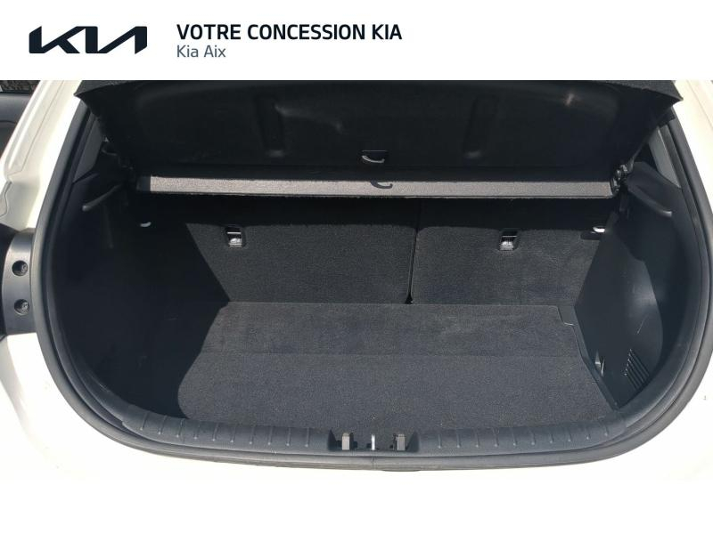 Photo 12 de l’annonce de KIA Rio d’occasion à vendre à AIX-EN-PROVENCE
