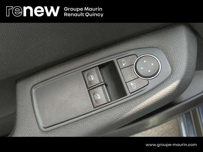 Photo 5 de l’annonce de RENAULT Clio d’occasion à vendre à QUINCY-SOUS-SÉNART