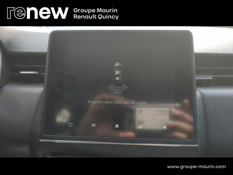 Photo 17 de l’annonce de RENAULT Clio d’occasion à vendre à QUINCY-SOUS-SÉNART