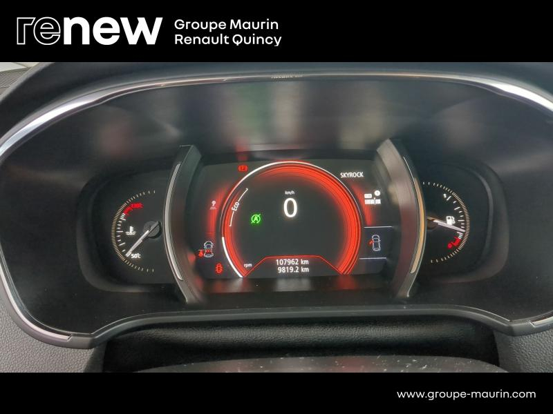 Photo 10 de l’annonce de RENAULT Megane d’occasion à vendre à QUINCY-SOUS-SÉNART