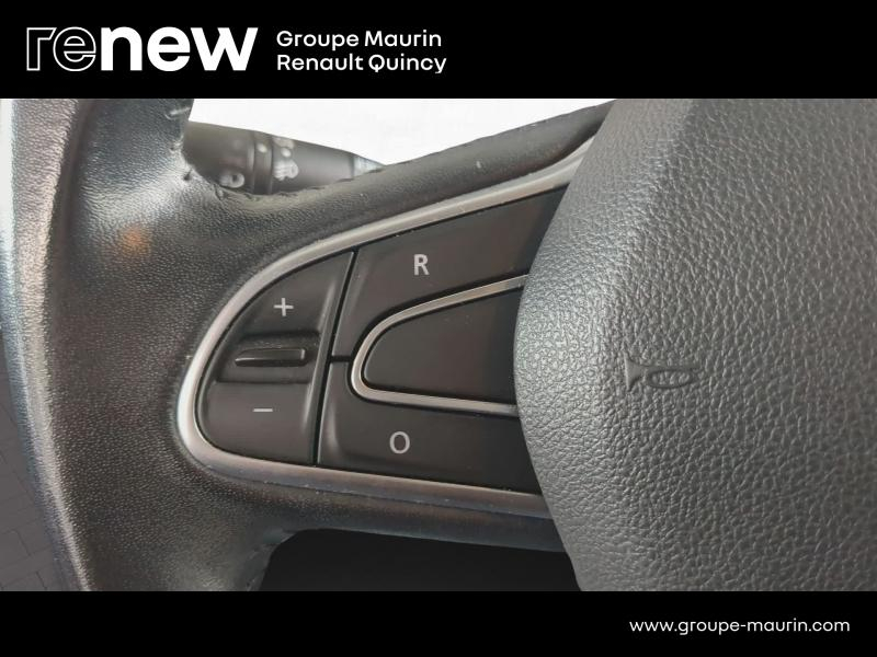Photo 15 de l’annonce de RENAULT Megane d’occasion à vendre à QUINCY-SOUS-SÉNART