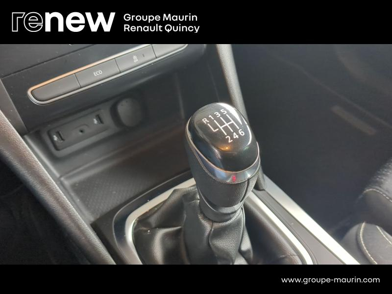 Photo 18 de l’annonce de RENAULT Megane d’occasion à vendre à QUINCY-SOUS-SÉNART