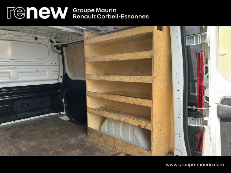 Photo 10 de l’annonce de RENAULT Trafic Fg VUL d’occasion à vendre à CORBEIL-ESSONNES