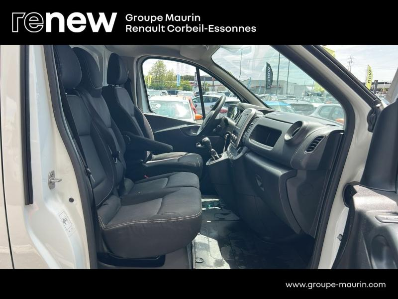Photo 15 de l’annonce de RENAULT Trafic Fg VUL d’occasion à vendre à CORBEIL-ESSONNES