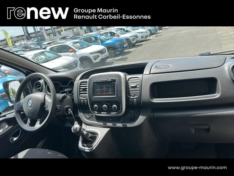 Photo 18 de l’annonce de RENAULT Trafic Fg VUL d’occasion à vendre à CORBEIL-ESSONNES