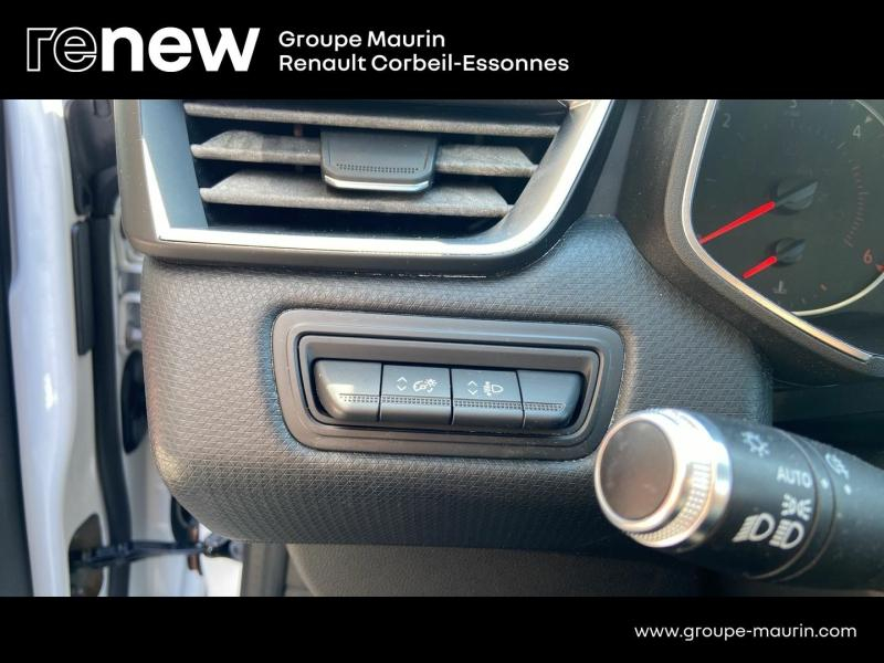 Photo 14 de l’annonce de RENAULT Clio Sté VUL d’occasion à vendre à CORBEIL-ESSONNES