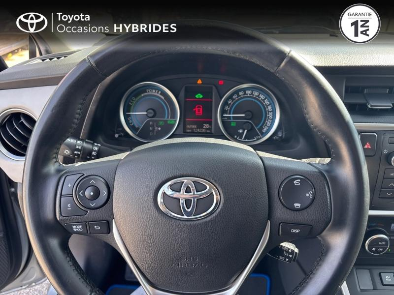 Photo 9 de l’annonce de TOYOTA Auris d’occasion à vendre à CAVAILLON