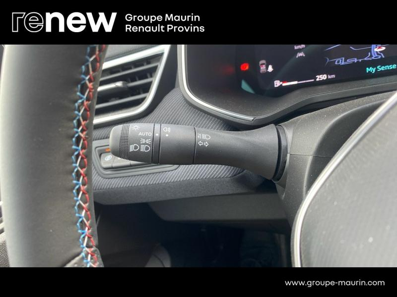Photo 20 de l’annonce de RENAULT Clio d’occasion à vendre à PROVINS