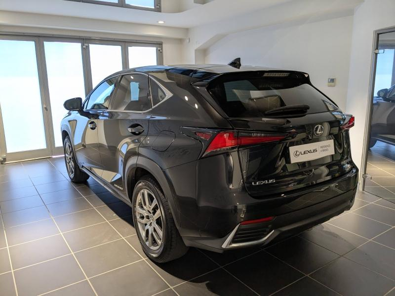 Photo 14 de l’annonce de LEXUS NX d’occasion à vendre à AUBIÈRE