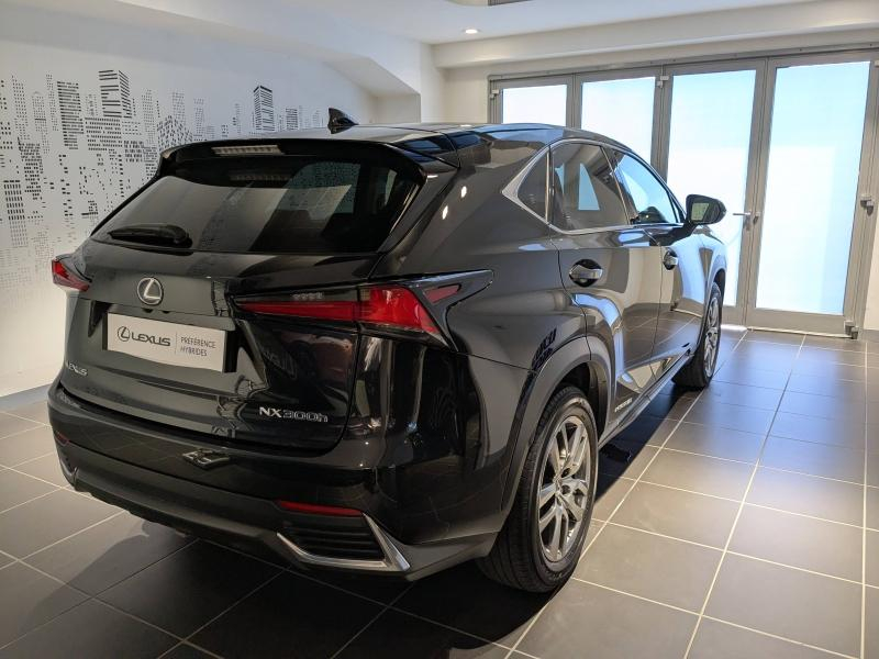 Photo 16 de l’annonce de LEXUS NX d’occasion à vendre à AUBIÈRE