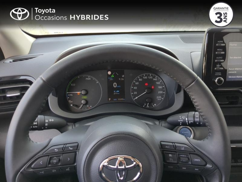 Photo 13 de l’annonce de TOYOTA Yaris d’occasion à vendre à NÎMES
