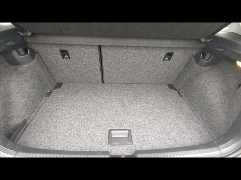 Photo 12 de l’annonce de VOLKSWAGEN Polo d’occasion à vendre à BOLLÈNE