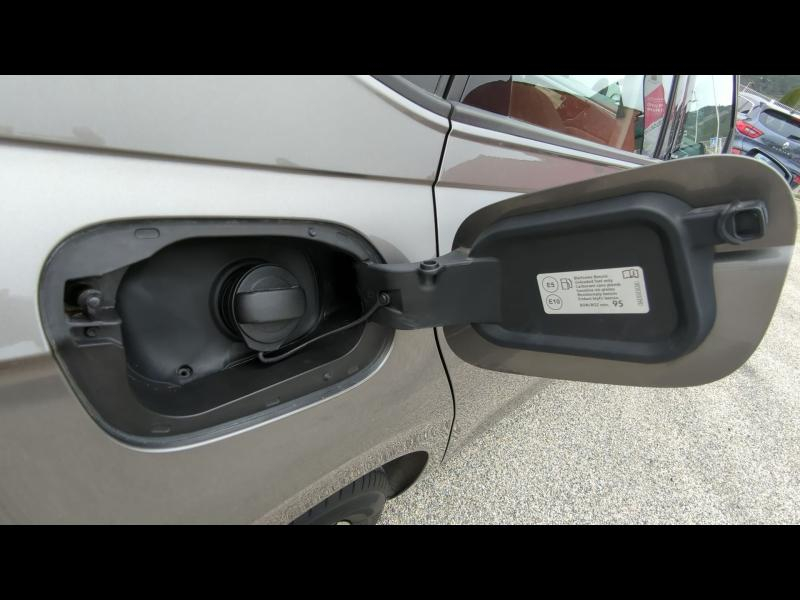 Photo 14 de l’annonce de VOLKSWAGEN Polo d’occasion à vendre à BOLLÈNE