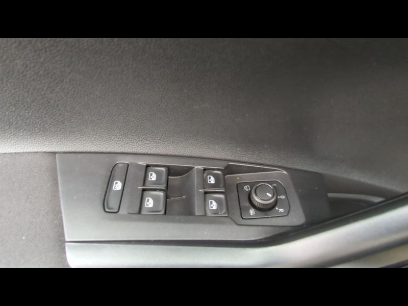 Photo 19 de l’annonce de VOLKSWAGEN Polo d’occasion à vendre à BOLLÈNE