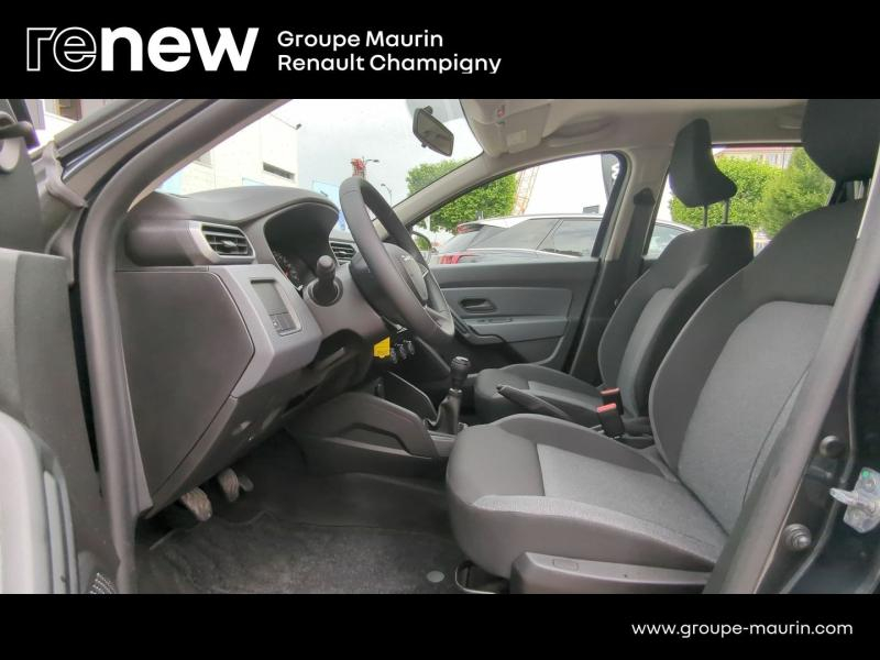 Photo 9 de l’annonce de DACIA Duster d’occasion à vendre à CHAMPIGNY-SUR-MARNE